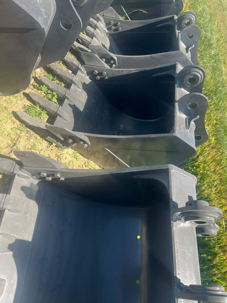 XCMG 75 Excavator Bucket spare parts photo 6