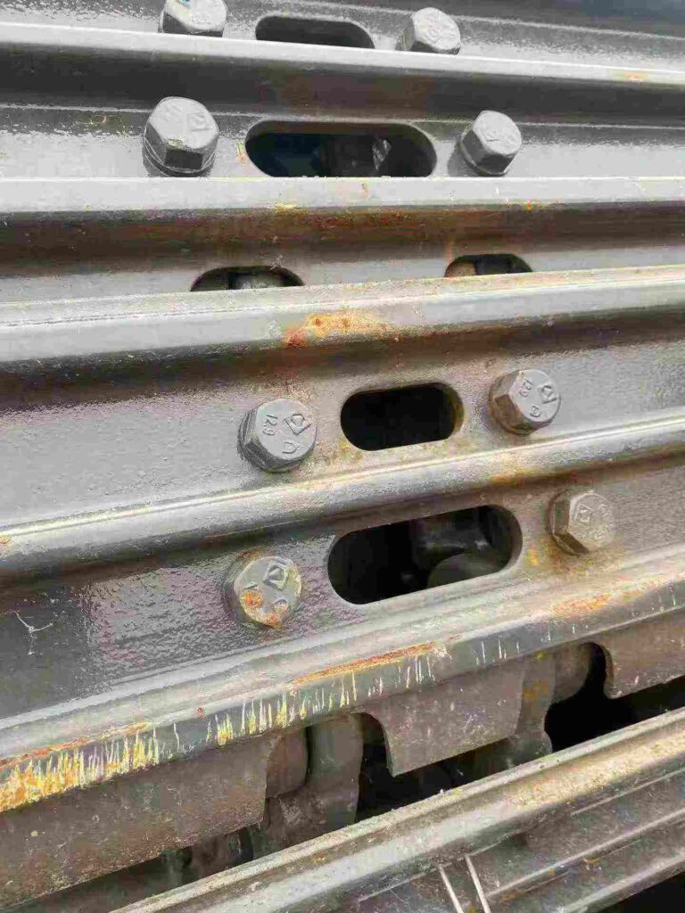XCMG Track Shoe / Track Pad spare parts photo 5