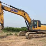 XCMG XE370 used excavator photo 1