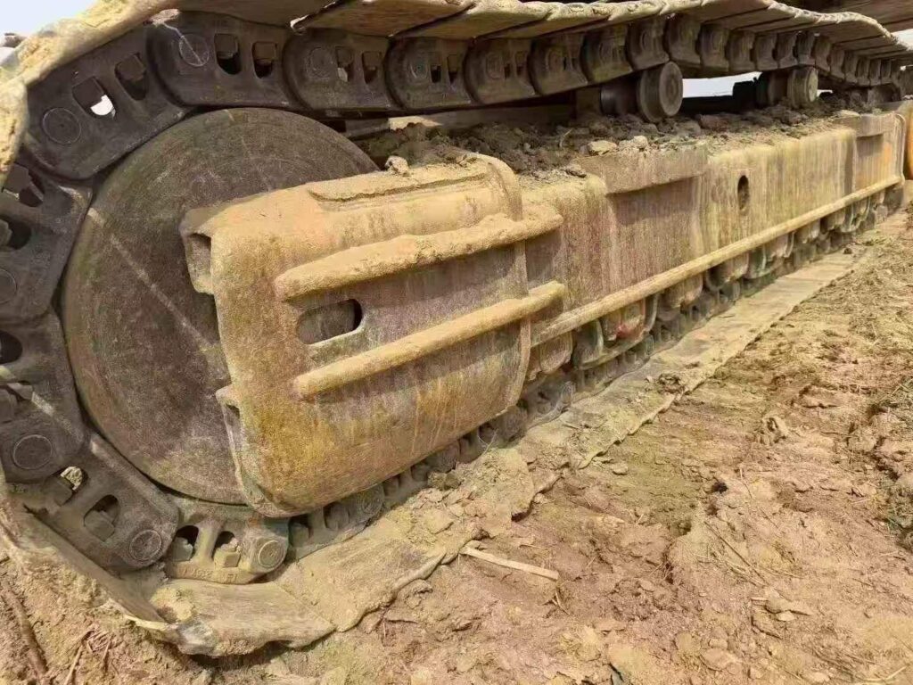 XCMG XE370D used excavator photo 9