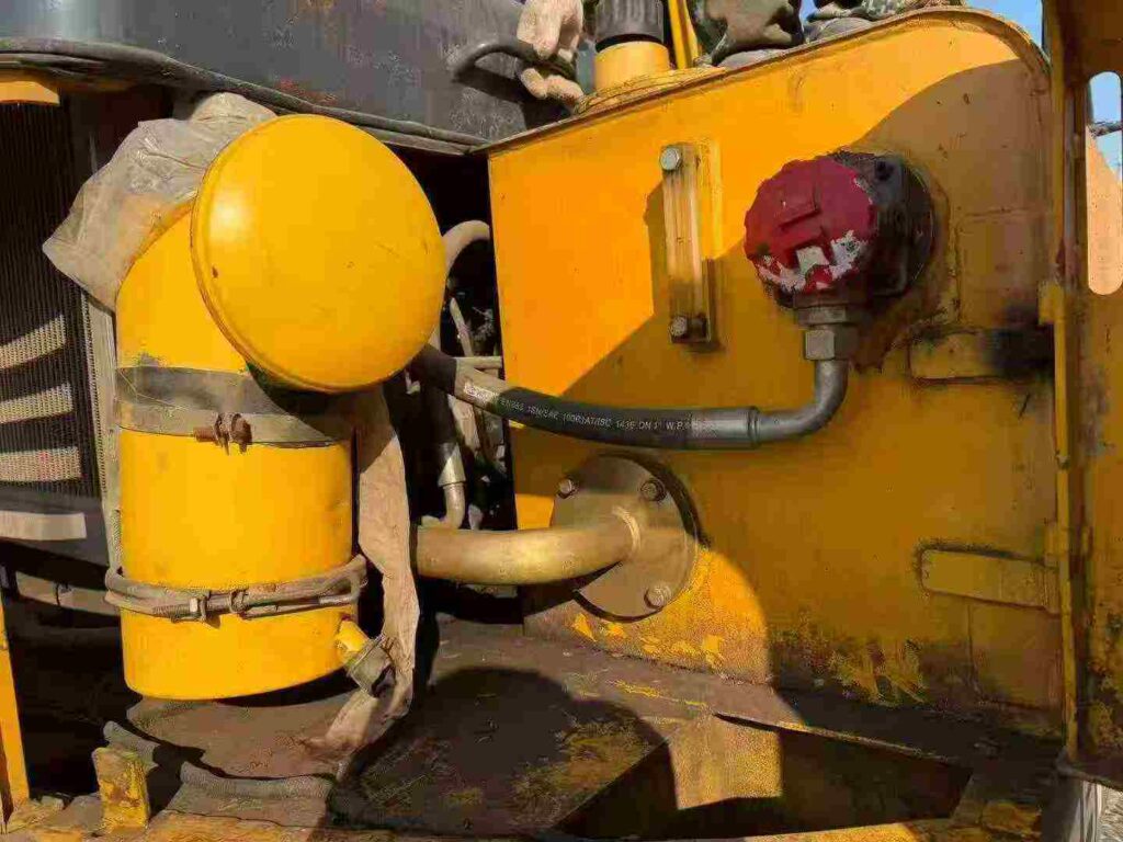 XINYUAN 75W-8 used excavator photo 8