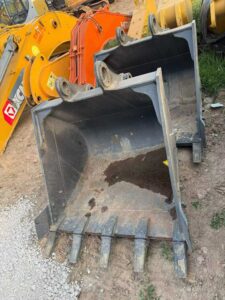 ZOOMLION Excavator Bucket spare parts photo 1