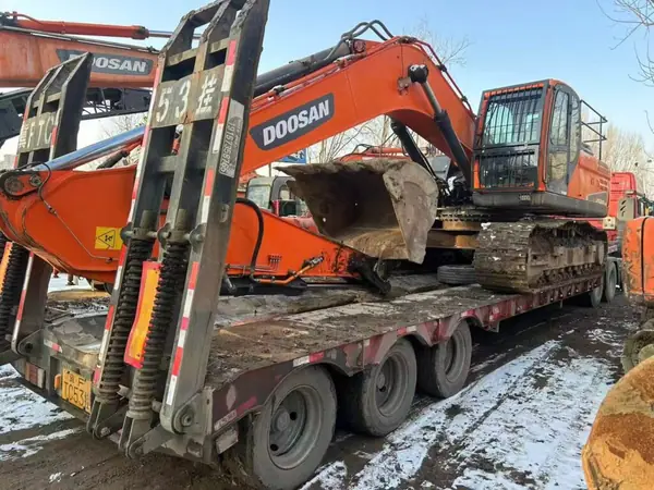 PRIMA used excavator shipment photo 08