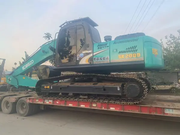PRIMA used excavator shipment photo 17