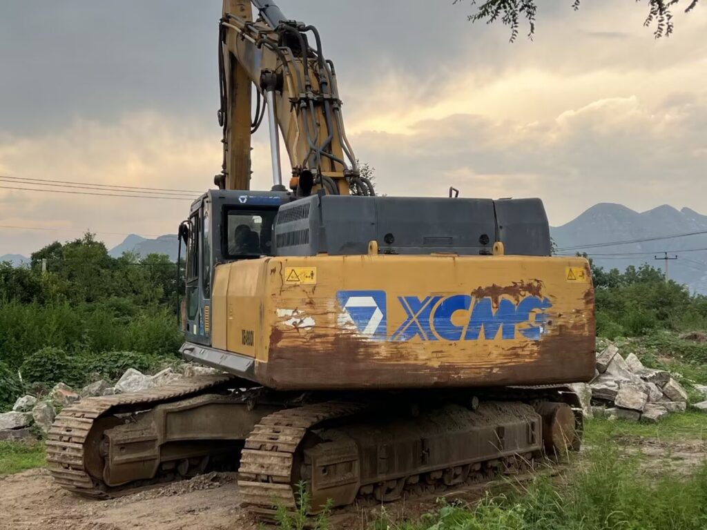 XCMG XE490DK 470-Class Used Crawler Excavator for Sale