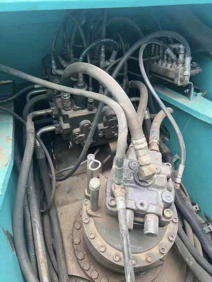KOBELCO SK260-8 Used Excavator