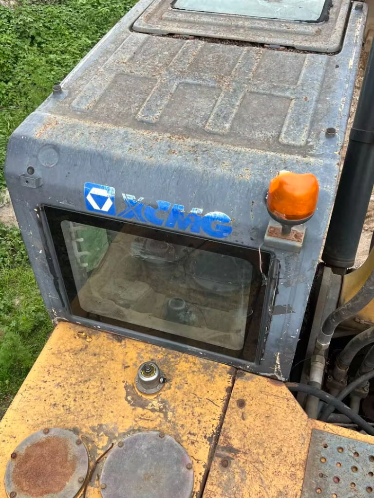 XCMG XE490DK 470-Class Used Crawler Excavator for Sale