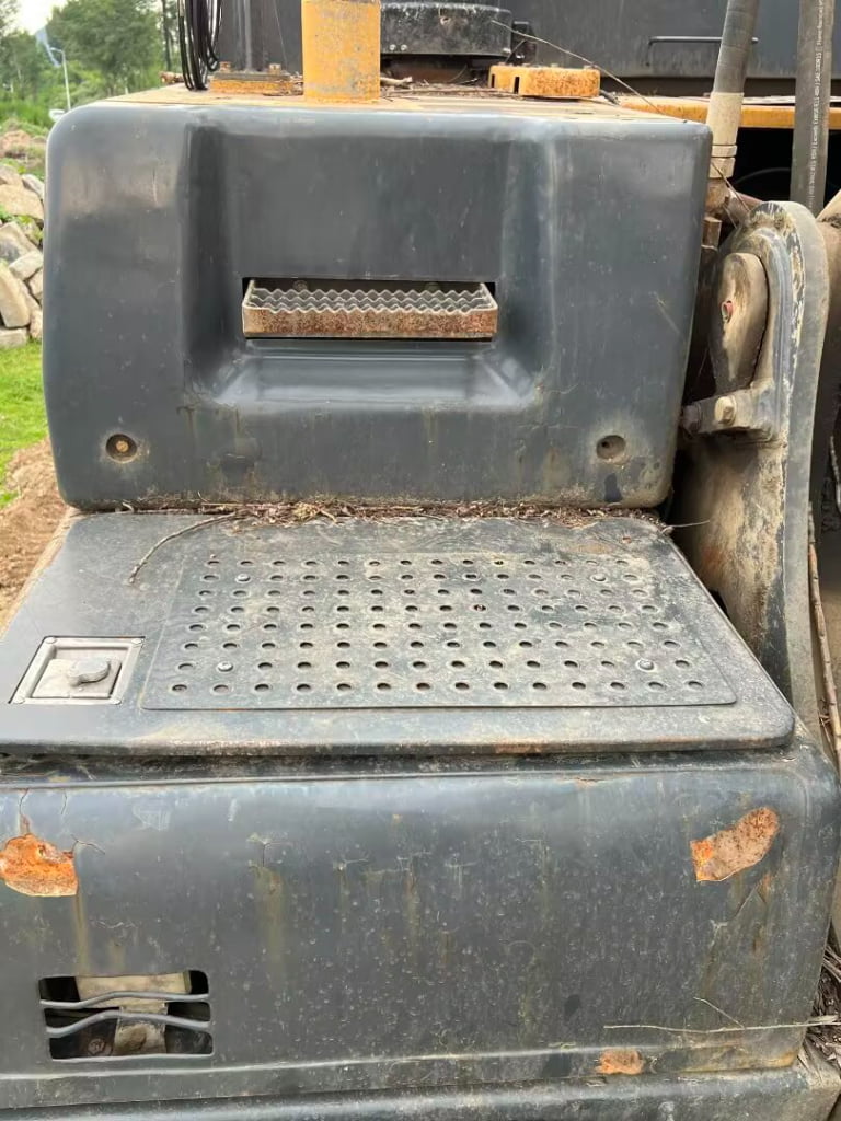 XCMG XE490DK 470-Class Used Crawler Excavator for Sale